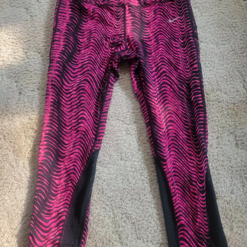 Women's Nike Capri Leggings size L